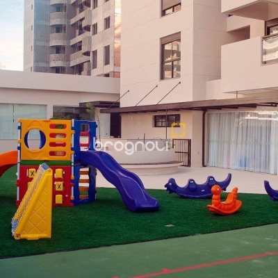 Apartamento com 69m², 2 quartos (sendo 1 suíte), 1 garagem, no bairro Itacorubi em Florianópolis