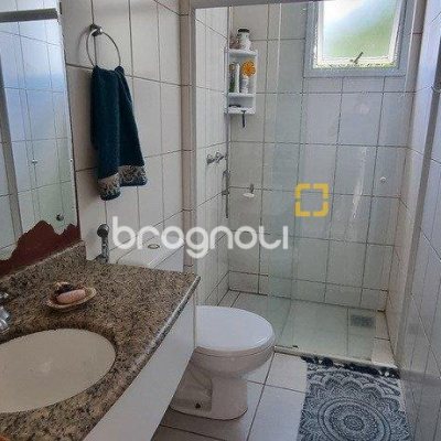 Apartamento com 74m², 2 quartos (sendo 2 suítes), 1 garagem, no bairro Canasvieiras em Florianópolis