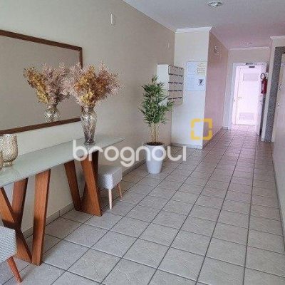 Apartamento com 74m², 2 quartos (sendo 2 suítes), 1 garagem, no bairro Canasvieiras em Florianópolis
