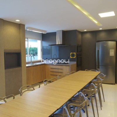 Apartamento com 149m², 4 quartos (sendo 1 suíte), 2 garagens, no bairro Campinas em São José