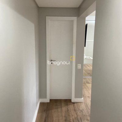 Apartamento com 149m², 4 quartos (sendo 1 suíte), 2 garagens, no bairro Campinas em São José