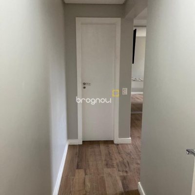 Apartamento com 149m², 4 quartos (sendo 1 suíte), 2 garagens, no bairro Campinas em São José