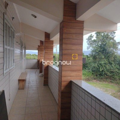 Casa com 545m², 7 quartos (sendo 4 suítes), 3 garagens, no bairro Daniela em Florianópolis