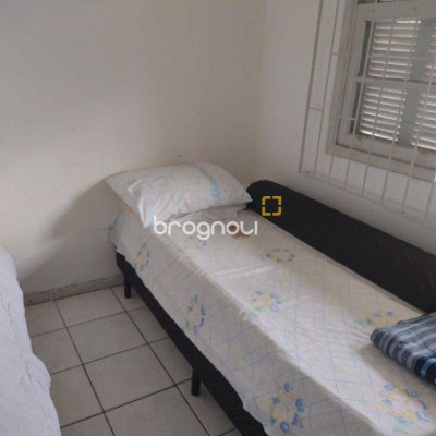 Casa com 545m², 7 quartos (sendo 4 suítes), 3 garagens, no bairro Daniela em Florianópolis