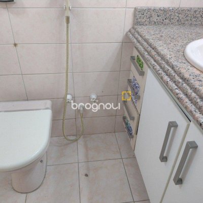 Casa com 545m², 7 quartos (sendo 4 suítes), 3 garagens, no bairro Daniela em Florianópolis