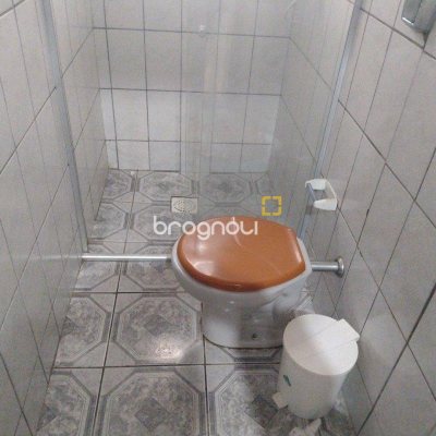 Casa com 545m², 7 quartos (sendo 4 suítes), 3 garagens, no bairro Daniela em Florianópolis