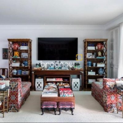 Apartamento com 305m², 4 quartos (sendo 1 suíte), 4 garagens, no bairro Campeche em Florianópolis