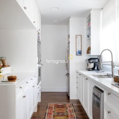 Apartamento com 305m², 4 quartos (sendo 1 suíte), 4 garagens, no bairro Campeche em Florianópolis