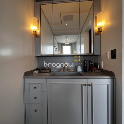 Apartamento com 131m², 3 quartos (sendo 3 suítes), 3 garagens, no bairro Beira Mar Norte em Florianópolis