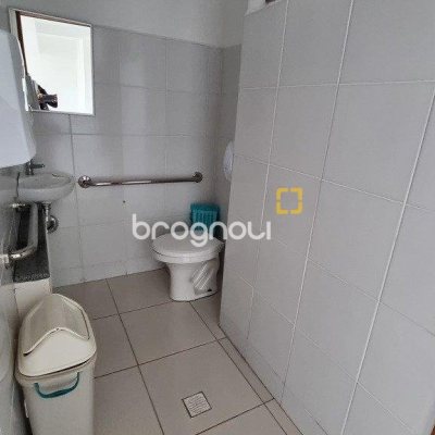 Sala com 180m², no bairro Centro em Florianópolis