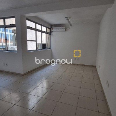 Sala com 180m², no bairro Centro em Florianópolis