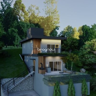 Casa de Condomínio com 325m², 3 quartos (sendo 2 suítes), no bairro Ingleses em Florianópolis