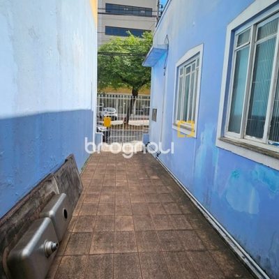 Casa com 190m², 2 garagens, no bairro Centro em Florianópolis