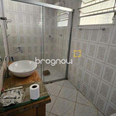 Casa com 190m², 2 garagens, no bairro Centro em Florianópolis