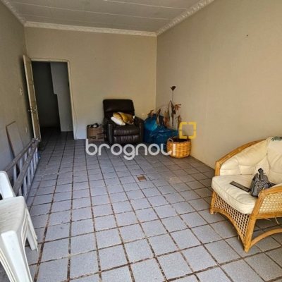 Casa com 190m², 2 garagens, no bairro Centro em Florianópolis