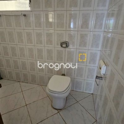 Casa com 190m², 2 garagens, no bairro Centro em Florianópolis