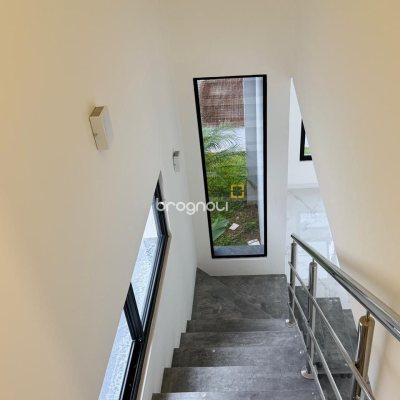 Casa com 110m², 3 quartos (sendo 1 suíte), 2 garagens, no bairro Sertão do Maruim em São José