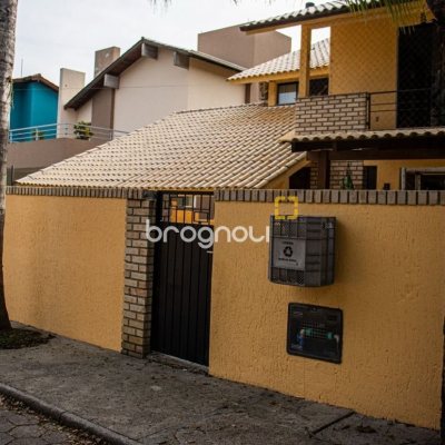 Casa com 189m², 4 quartos, 3 garagens, no bairro Campeche em Florianópolis