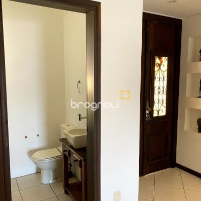 Casa com 189m², 4 quartos, 3 garagens, no bairro Campeche em Florianópolis
