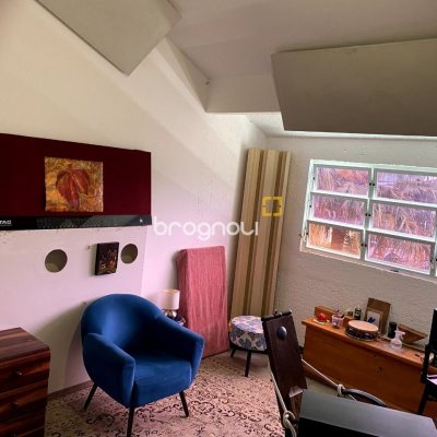 Casa com 189m², 4 quartos, 3 garagens, no bairro Campeche em Florianópolis