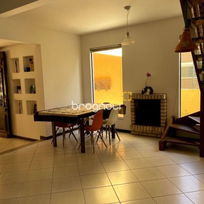 Casa com 189m², 4 quartos, 3 garagens, no bairro Campeche em Florianópolis