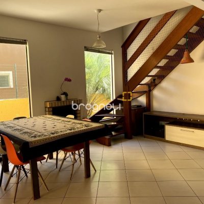 Casa com 189m², 4 quartos, 3 garagens, no bairro Campeche em Florianópolis