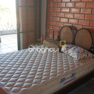 Casa com 327m², 5 quartos, 3 garagens, no bairro Ingleses do Rio Vermelho em Florianópolis