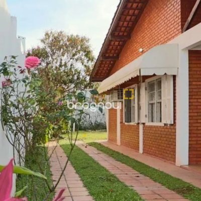 Casa com 127m², 3 quartos, 3 garagens, no bairro Canasvieiras em Florianópolis