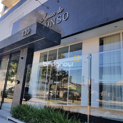 Apartamento com 92m², 3 quartos (sendo 1 suíte), 2 garagens, no bairro Kobrasol em São José