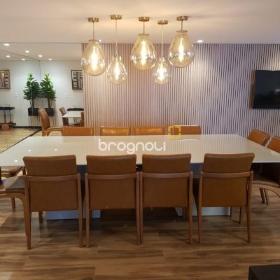 Apartamento com 92m², 3 quartos (sendo 1 suíte), 2 garagens, no bairro Kobrasol em São José
