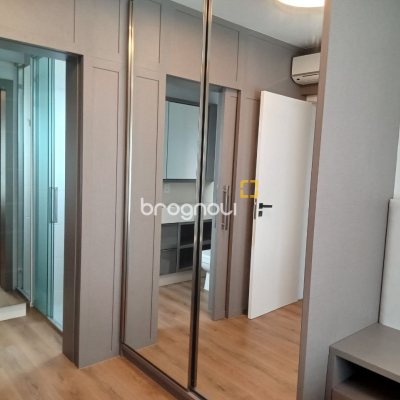 Apartamento com 92m², 3 quartos (sendo 1 suíte), 2 garagens, no bairro Kobrasol em São José