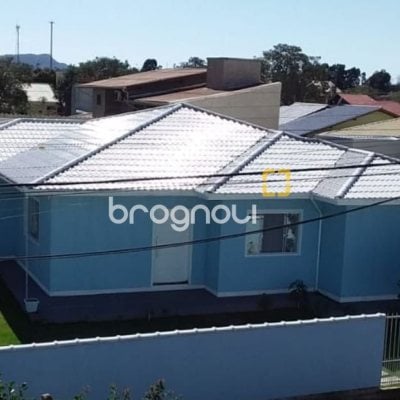 Casa com 200m², 3 quartos (sendo 1 suíte), 2 garagens, no bairro Rio Vermelho em Florianópolis