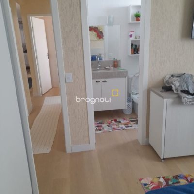 Casa com 200m², 3 quartos (sendo 1 suíte), 2 garagens, no bairro Rio Vermelho em Florianópolis