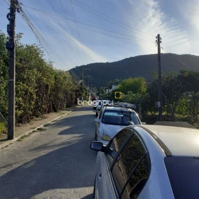 Casa com 105m², 2 quartos (sendo 2 suítes), 1 garagem, no bairro Rio Vermelho em Florianópolis