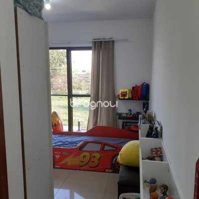 Casa com 105m², 2 quartos (sendo 2 suítes), 1 garagem, no bairro Rio Vermelho em Florianópolis