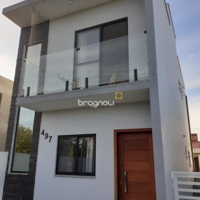 Casa com 105m², 2 quartos (sendo 2 suítes), 1 garagem, no bairro Rio Vermelho em Florianópolis