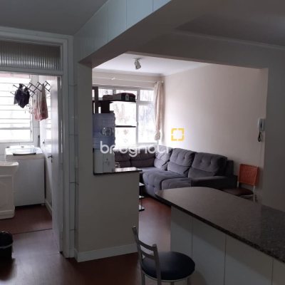 Apartamento com 72m², 2 quartos, no bairro Centro em Florianópolis