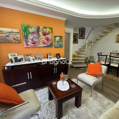 Cobertura com 182m², 3 quartos (sendo 1 suíte), 2 garagens, no bairro Córrego Grande em Florianópolis
