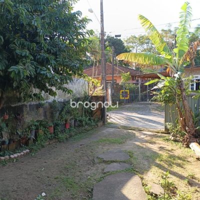 Casa com 125m², no bairro Vargem do Bom Jesus em Florianópolis