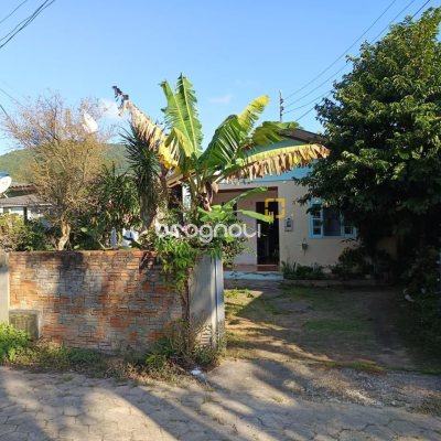 Casa com 125m², no bairro Vargem do Bom Jesus em Florianópolis