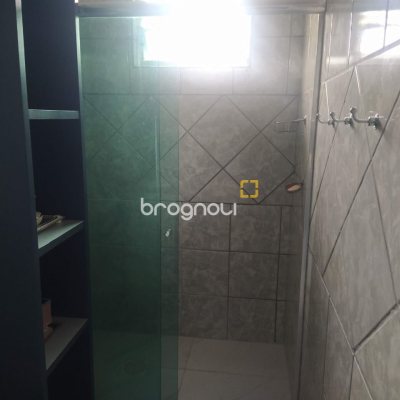 Casa com 85m², 2 quartos, 3 garagens, no bairro Ribeirão da Ilha em Florianópolis