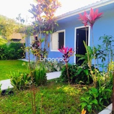 Casa com 85m², 2 quartos, 3 garagens, no bairro Ribeirão da Ilha em Florianópolis