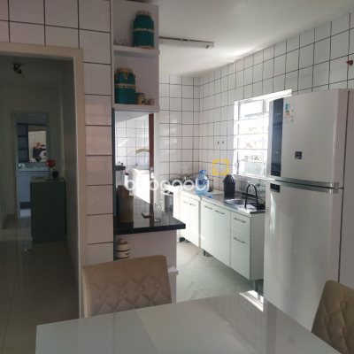 Casa com 85m², 2 quartos, 3 garagens, no bairro Ribeirão da Ilha em Florianópolis