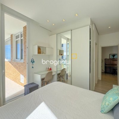 Apartamento com 180m², 3 quartos (sendo 3 suítes), 2 garagens, no bairro Novo Campeche em Florianópolis