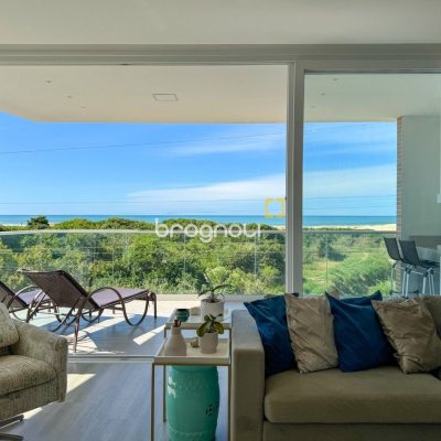 Apartamento com 180m², 3 quartos (sendo 3 suítes), 2 garagens, no bairro Novo Campeche em Florianópolis