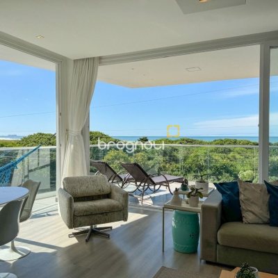 Apartamento com 180m², 3 quartos (sendo 3 suítes), 2 garagens, no bairro Novo Campeche em Florianópolis