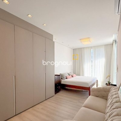 Apartamento com 180m², 3 quartos (sendo 3 suítes), 2 garagens, no bairro Novo Campeche em Florianópolis