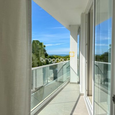 Apartamento com 180m², 3 quartos (sendo 3 suítes), 2 garagens, no bairro Novo Campeche em Florianópolis