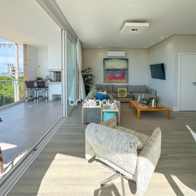 Apartamento com 180m², 3 quartos (sendo 3 suítes), 2 garagens, no bairro Novo Campeche em Florianópolis