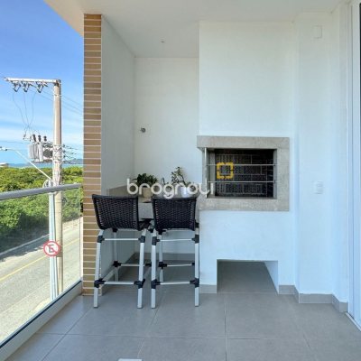 Apartamento com 180m², 3 quartos (sendo 3 suítes), 2 garagens, no bairro Novo Campeche em Florianópolis